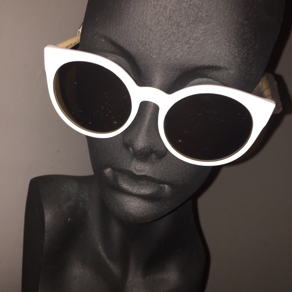 Perverce and NWT - Picture 3 of 5